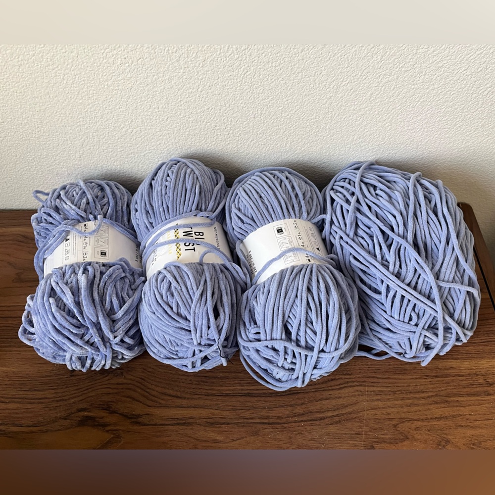 Big Twist Baby Bear Yarn Wisteria